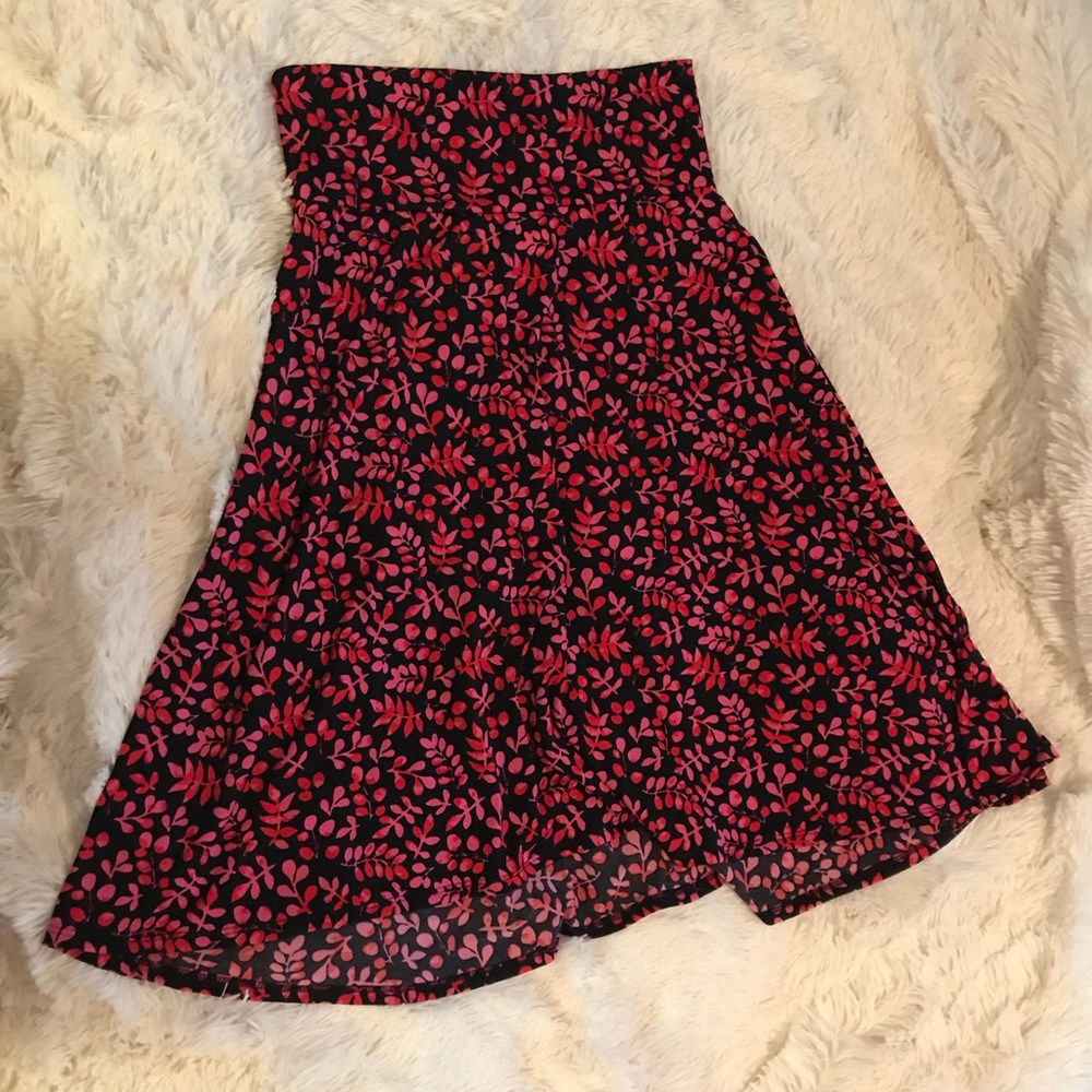 LuLaRoe Azure Skirt 👗💕